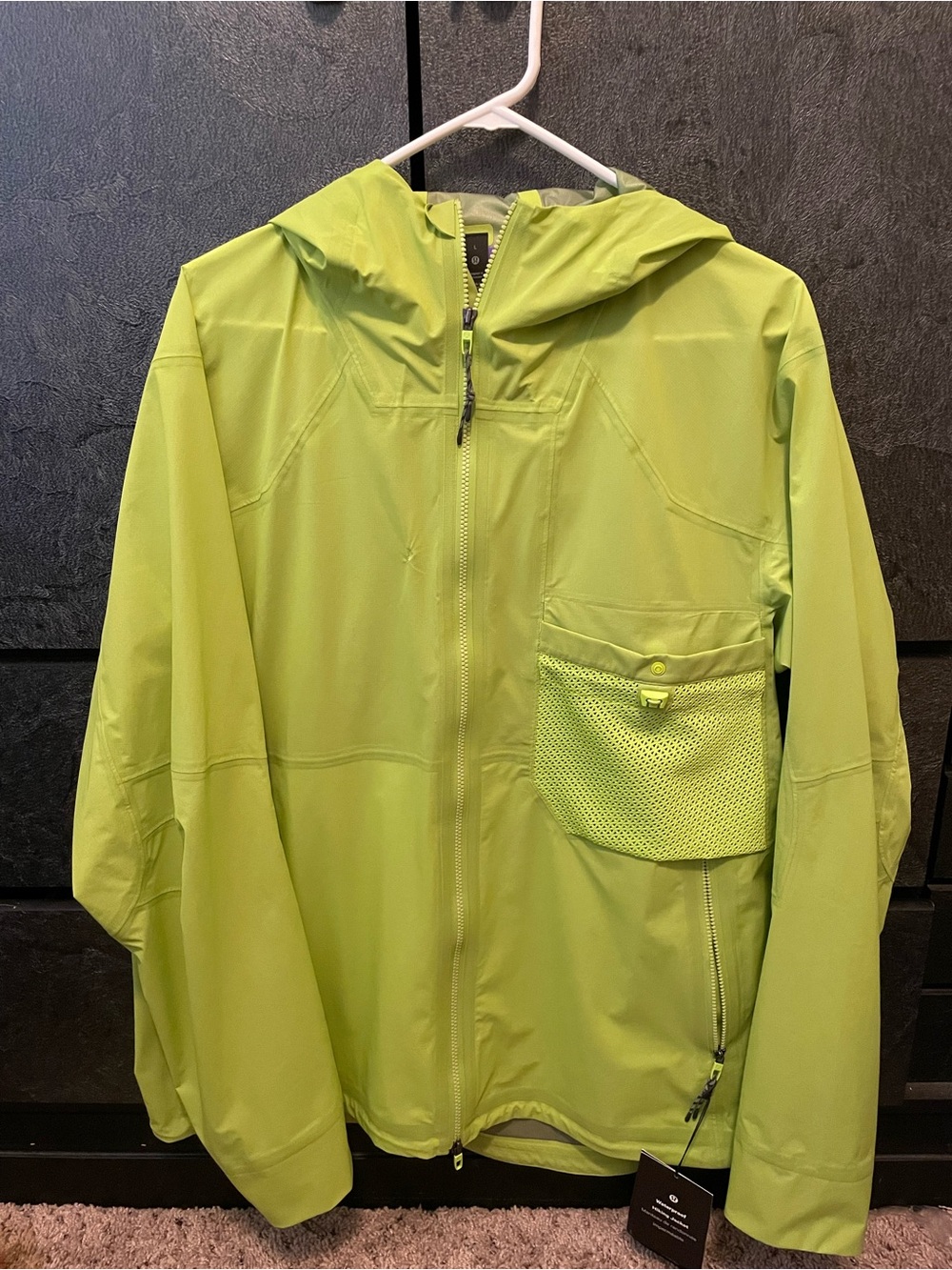 Lululemon Athletica Neon Lime Lightweight Hiking Jacket Men’s Size Large NWT